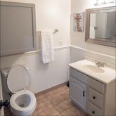 #16 - Longhorn Lounge (Single Queen)